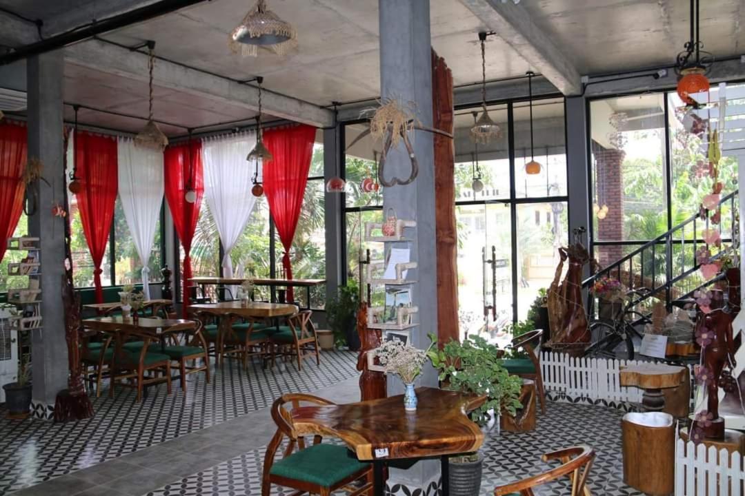Ravorn Villa Boutique Battambang Exterior foto