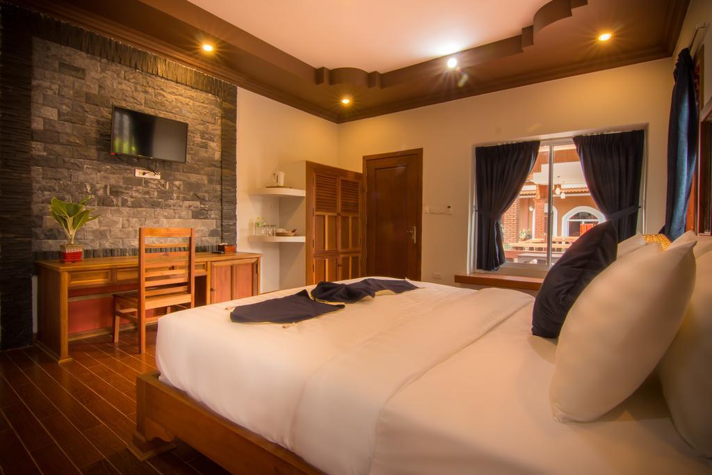 Ravorn Villa Boutique Battambang Exterior foto